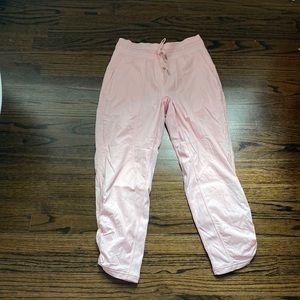 Lululemon Dance Studio Pant Crop Size 4